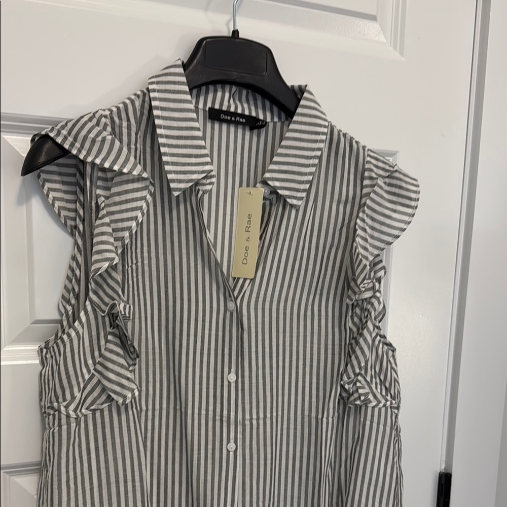 Doe & Rae Black and White Striped Ruffle Sleeve Blouse - Picture 2 of 4